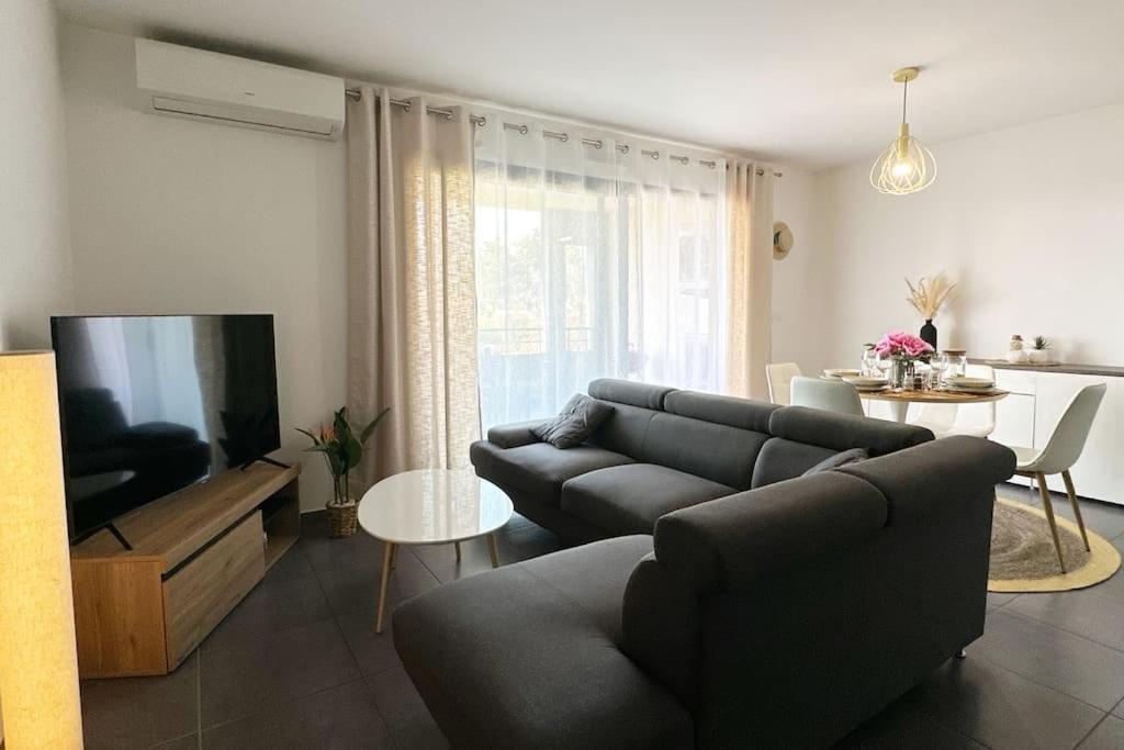 5 Min Des Plages - Appt 2 Chambres A Casa Bella Лучиана Екстериор снимка