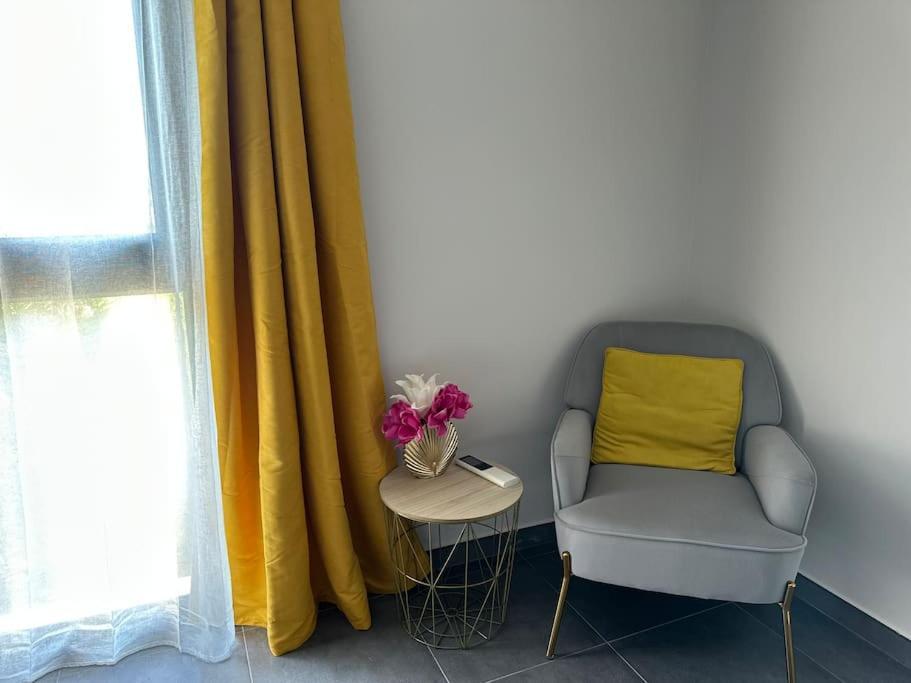 5 Min Des Plages - Appt 2 Chambres A Casa Bella Лучиана Екстериор снимка